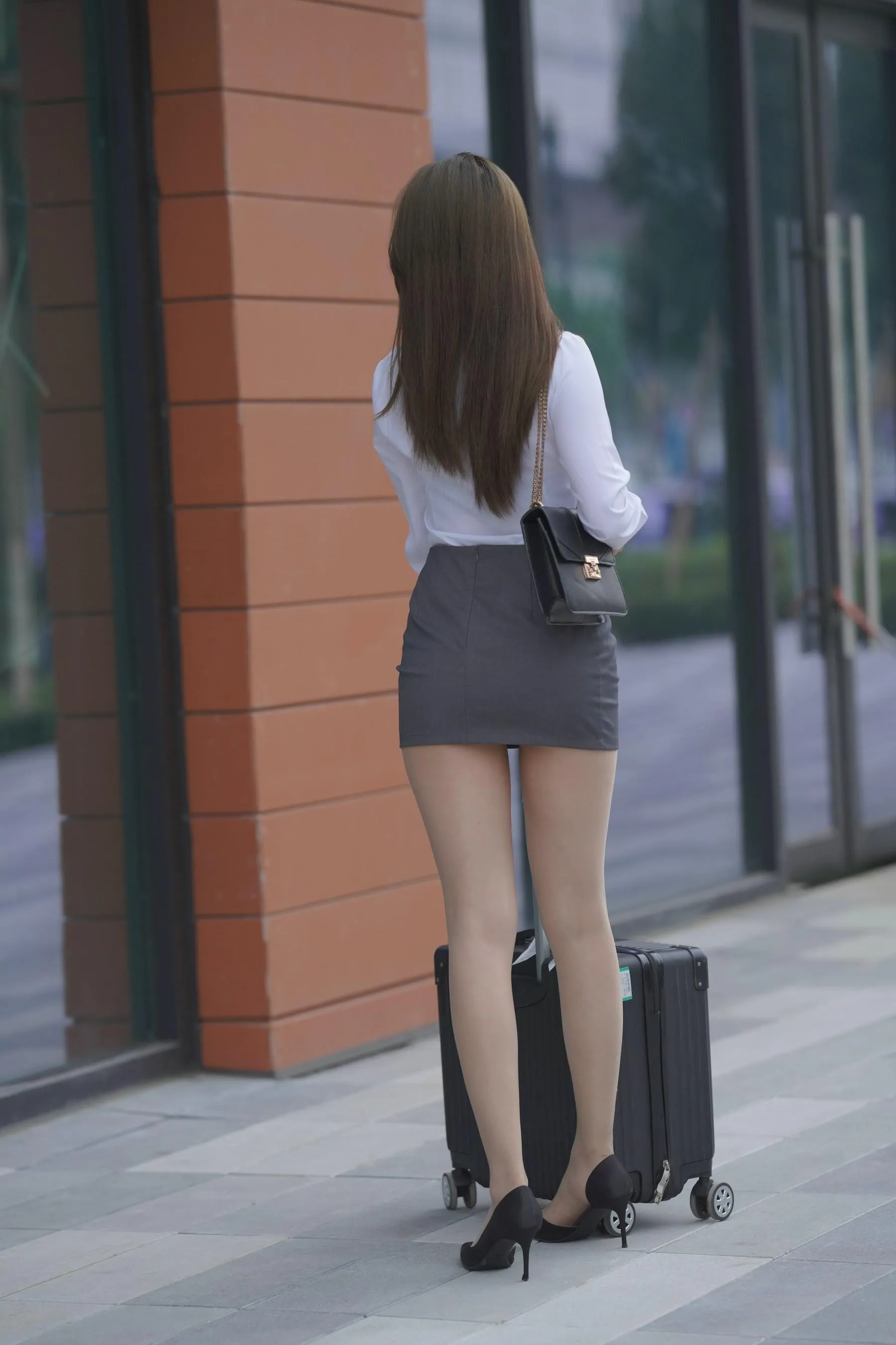 [魔镜街拍] NO.113 陌生的城市 [304P]插图6